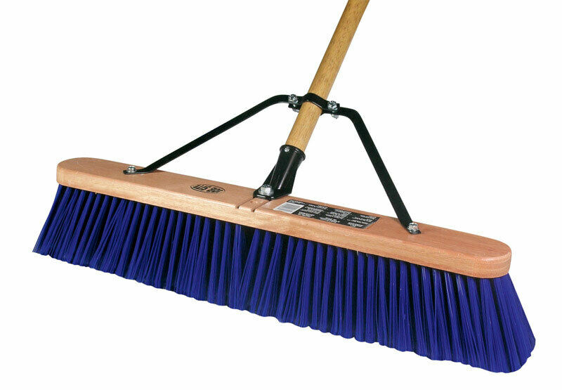 PUSH BROOM W/BRACE 24IN SMOOTH