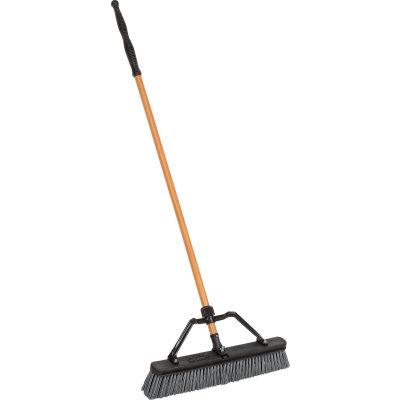 PUSH BROOM W/BRACE 24IN SCRPR